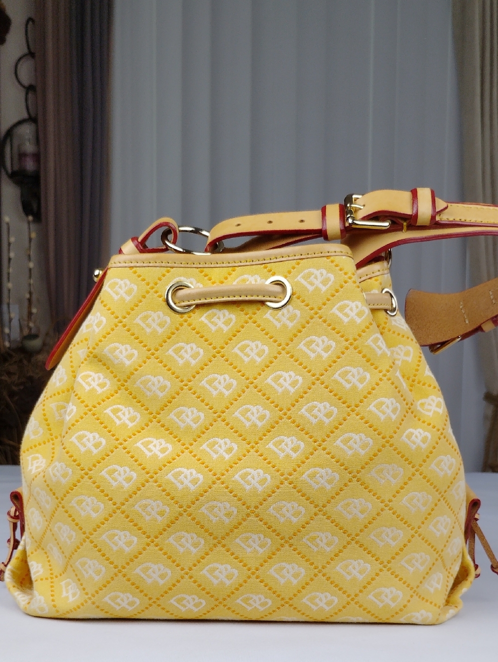 Dooney & Bourke Drawstring Slouch Handbag. - Picture 2 of 16